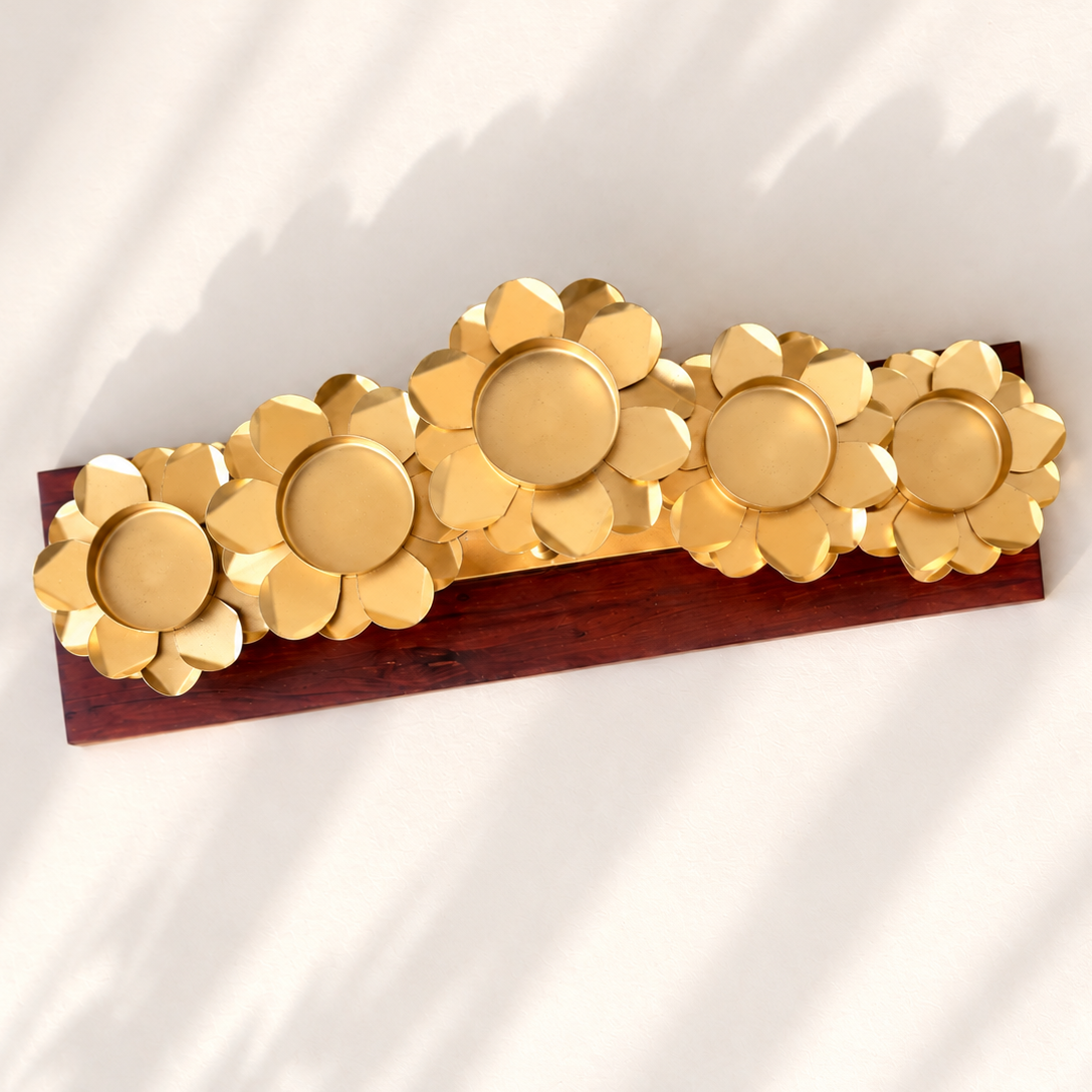 Ketki Statement Candle Holder