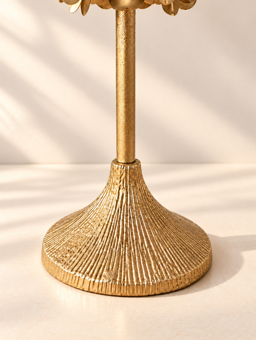 Gulaab Grand Candle Holder