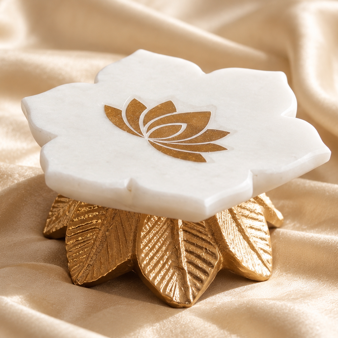 Gift Platter Set  (Nalini & Kumudini)